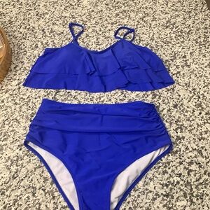 Size Large, Blue 2 Piece Ruffle Bathing Suit
